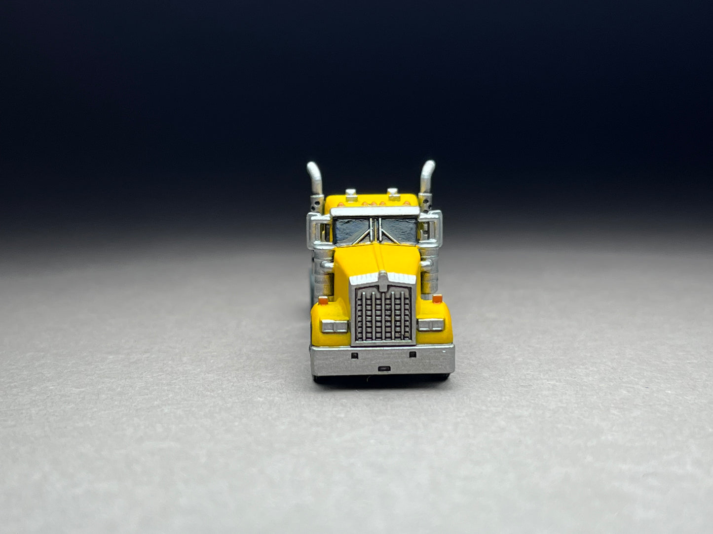 UNPAINTED N Scale (1:160 or 12mm) American W900 LTL "Less Than Load" City Semi - NOT A TOY