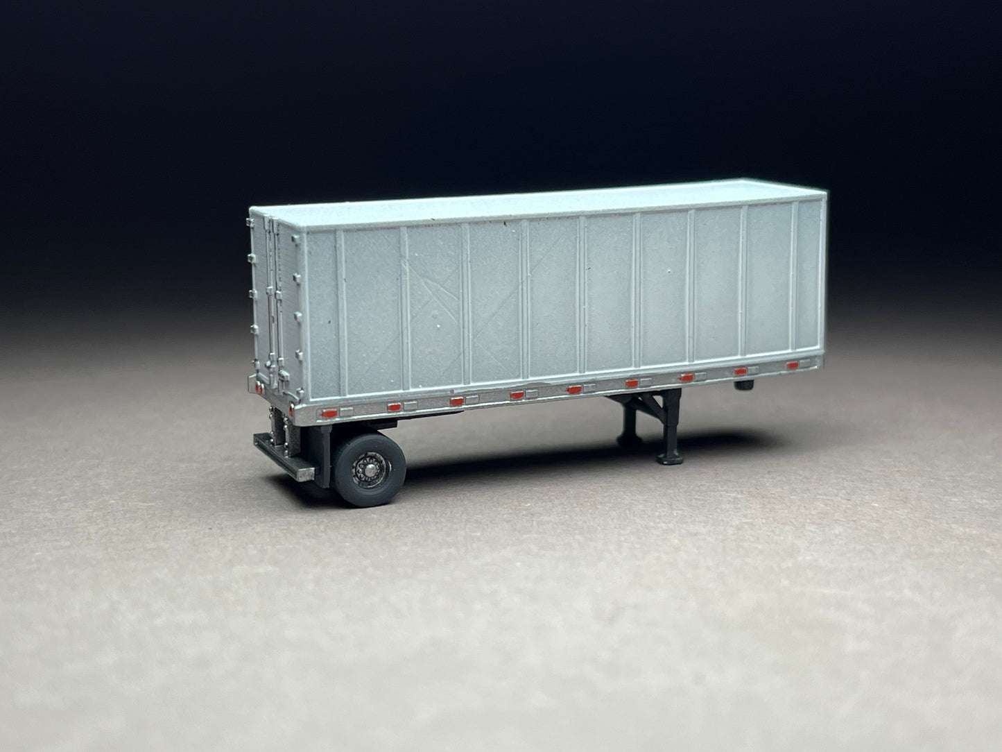 UNPAINTED N Scale (1:160 or 12mm) LTL "Less Than Load" 28 foot city box trailer - NOT A TOY