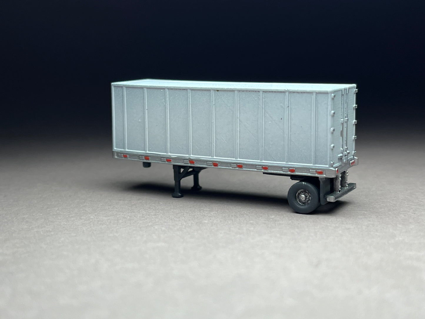 UNPAINTED N Scale (1:160 or 12mm) LTL "Less Than Load" 28 foot city box trailer - NOT A TOY
