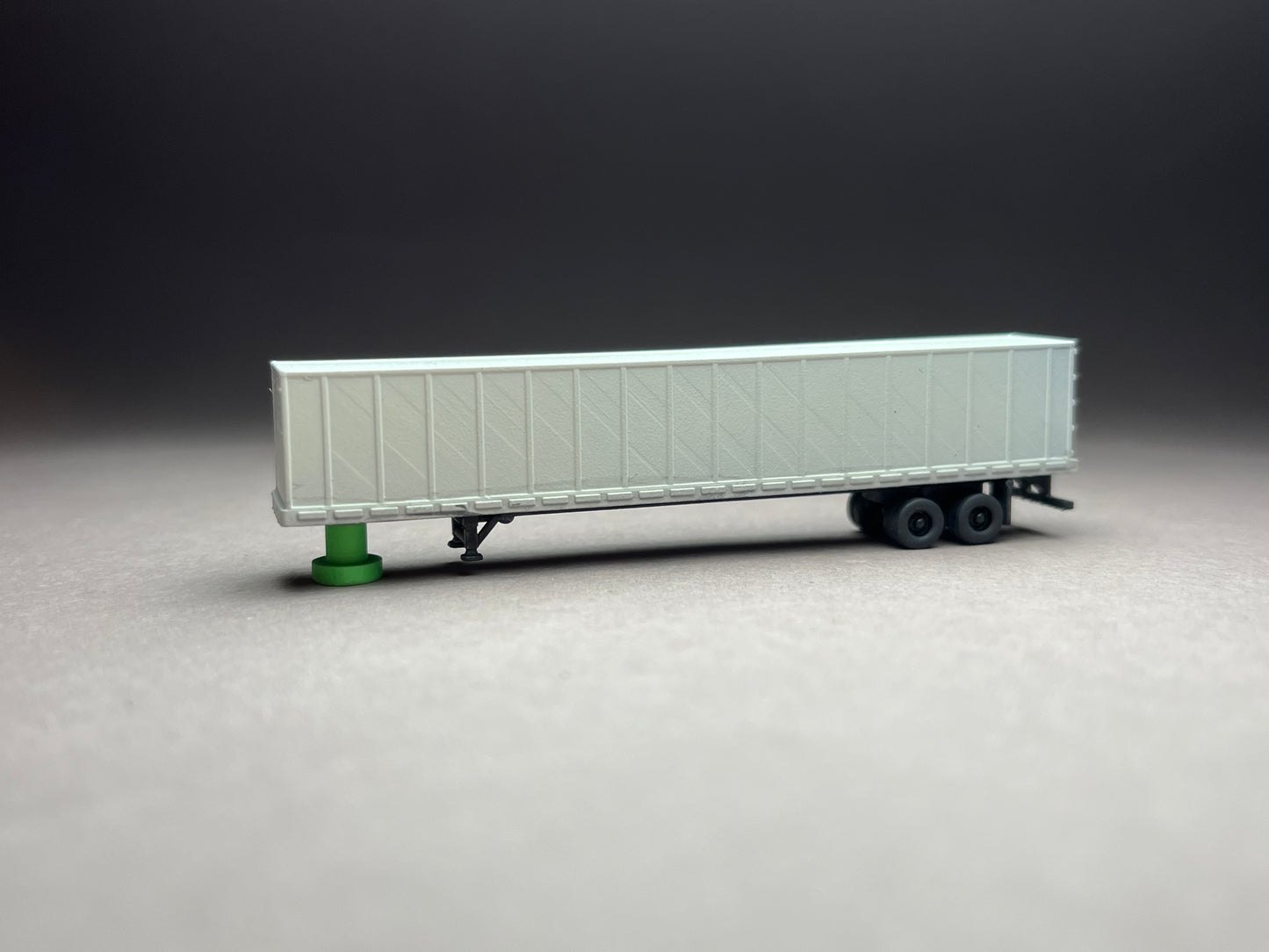 Z Scale (1:220) UNPAINTED One (1) Box Semi Trailer 53' RoadMAX (truck sold separately) - NOT a toy!