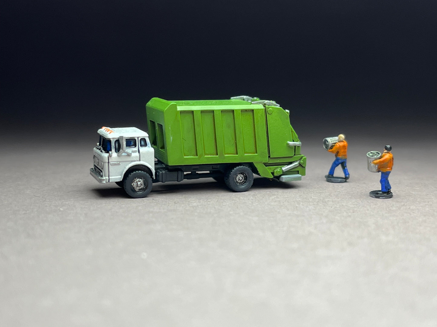 Z Scale (1:220) UNPAINTED One (1) C-series Garbage Truckl with Crew - NOT a toy!