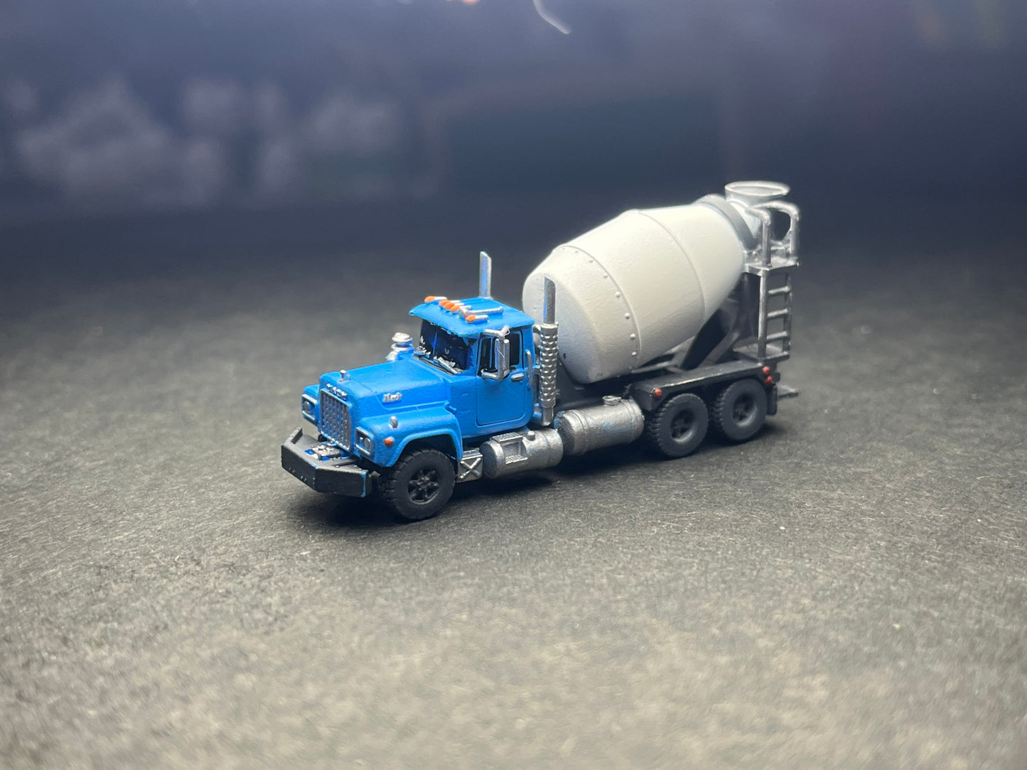 PAINTED N Scale (1:160) Cemet Mixer BLUE (only one available)
