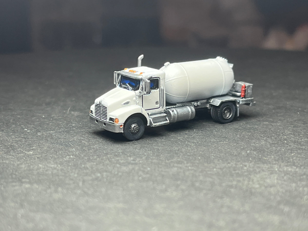 UNPAINTED N Scale (1:160 or 12mm) T300, Propane with 4 sets of decals - NOT a toy!
