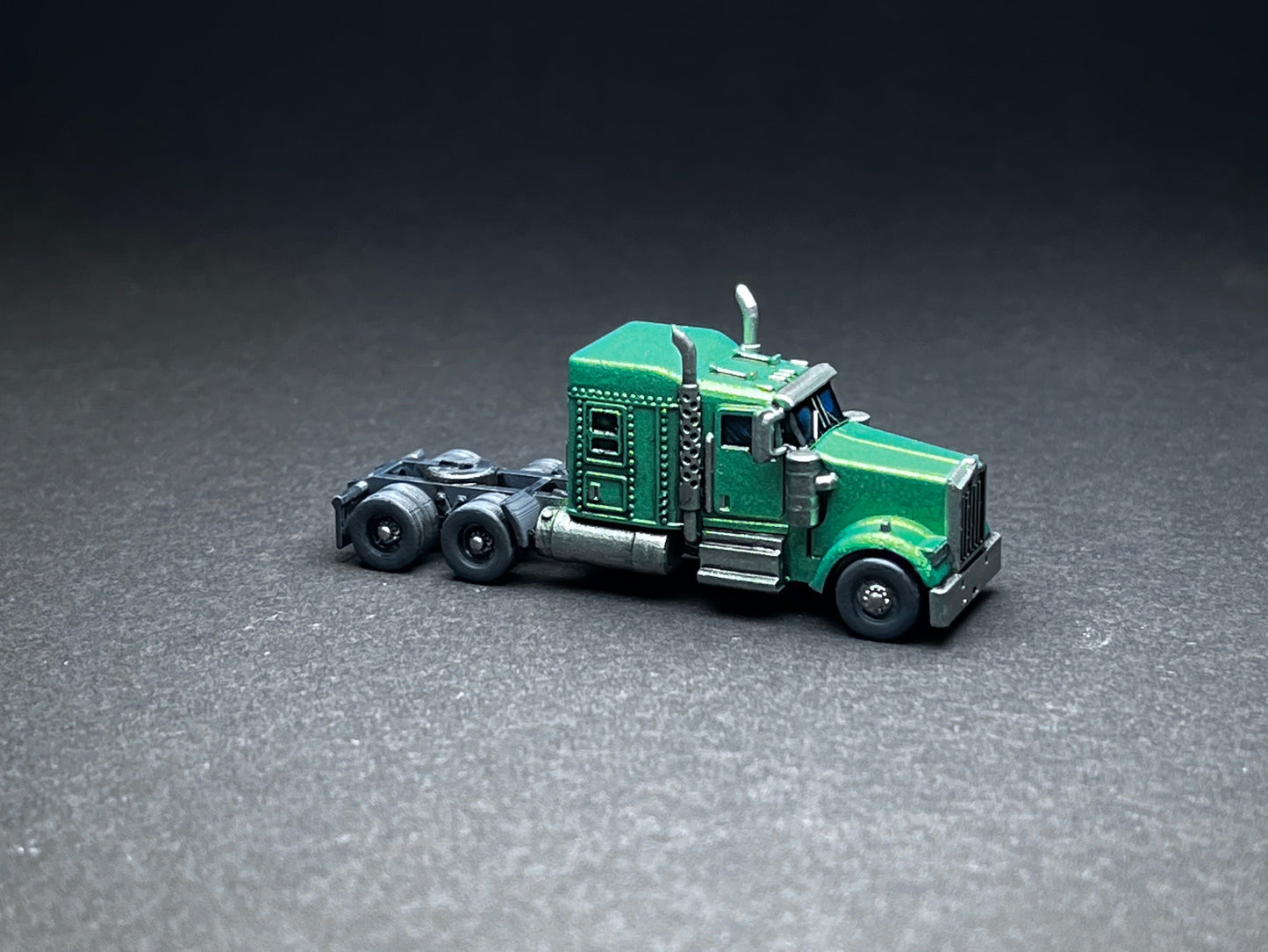 UNPAINTED N Scale (1:160 or 12mm) W900 Semi Sleeper Cab - NOT A TOY