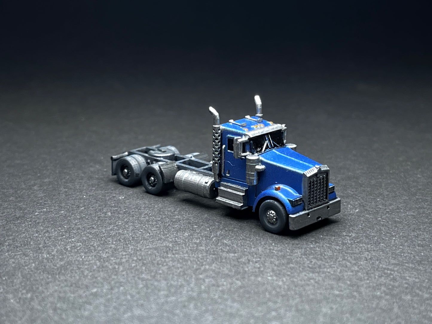 UNPAINTED N Scale (1:160 or 12mm) W900 Semi Tandem Axle (truck only) - NOT A TOY