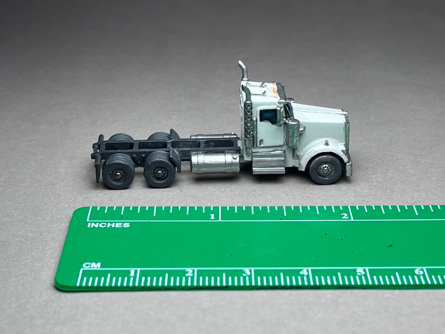 PAINTED N Scale (1:160 or 12mm) W900 Semi FRAME truck - NOT A TOY (white)