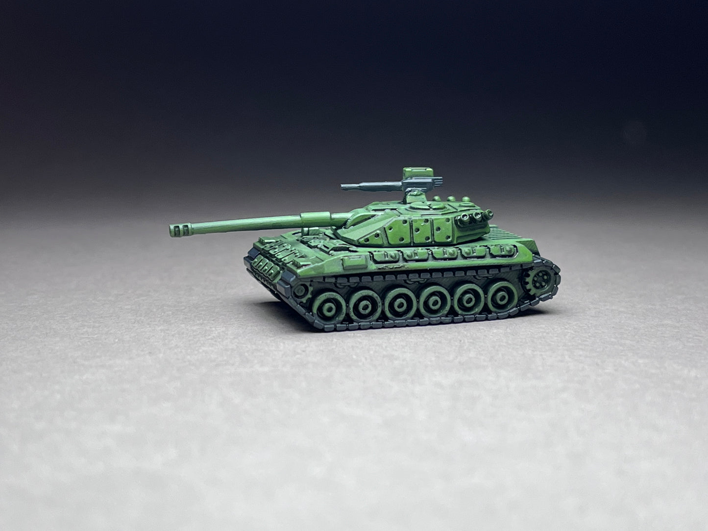 6-8mm scale - Oluja Heavy Tank- UNPAINTED, This is NOT a toy!