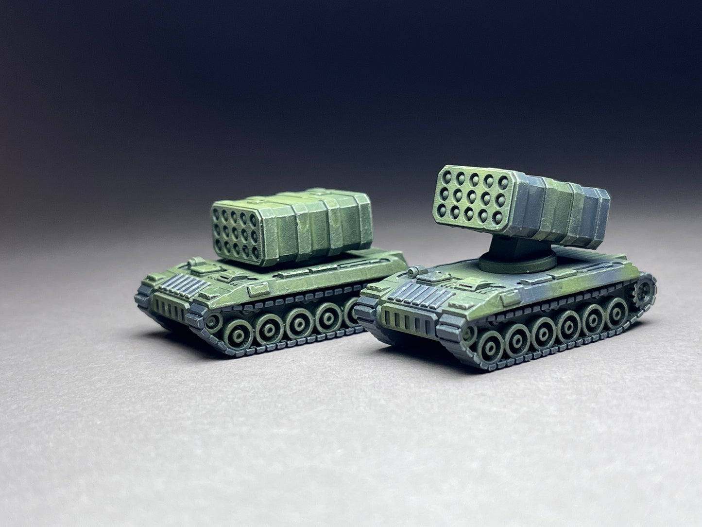 6-8mm scale - One (1) Oluja Heavy MLRS Heavy Tank - Raised and lowered missile rack included. UNPAINTED, This is NOT a toy!