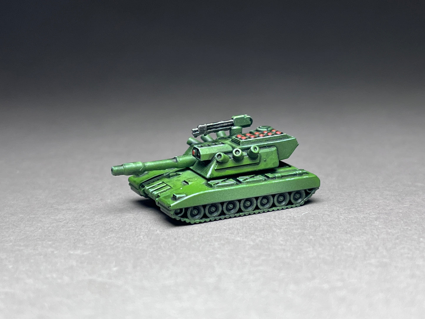 6-8mm scale - Two (2) Duga Light Tank with mortar turret- UNPAINTED, This is NOT a toy!