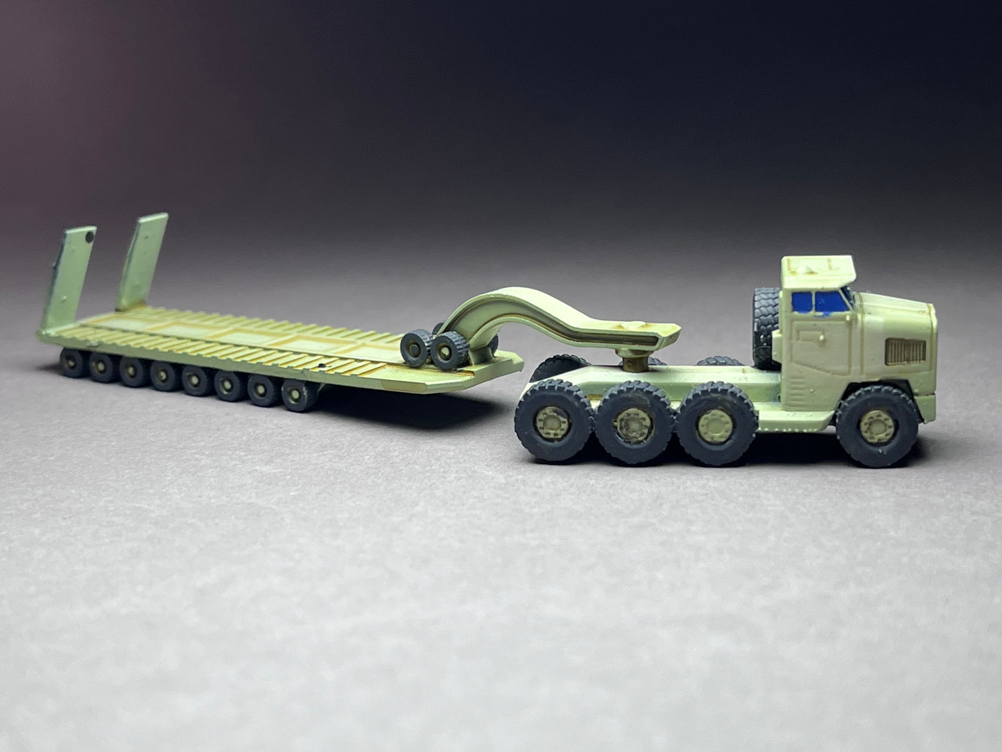 6-8mm scale - TEXAN - Heavy Equipment Transport - large 110mm or 4.25 inches long vehicle!- UNPAINTED, This is NOT a toy!