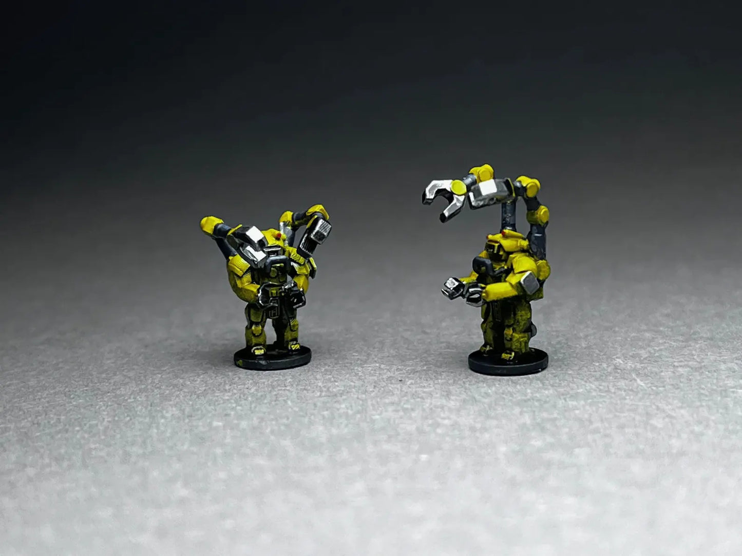 8x Power Engineers Type Y + 4 hex bases- UNPAINTED, This is NOT a toy!