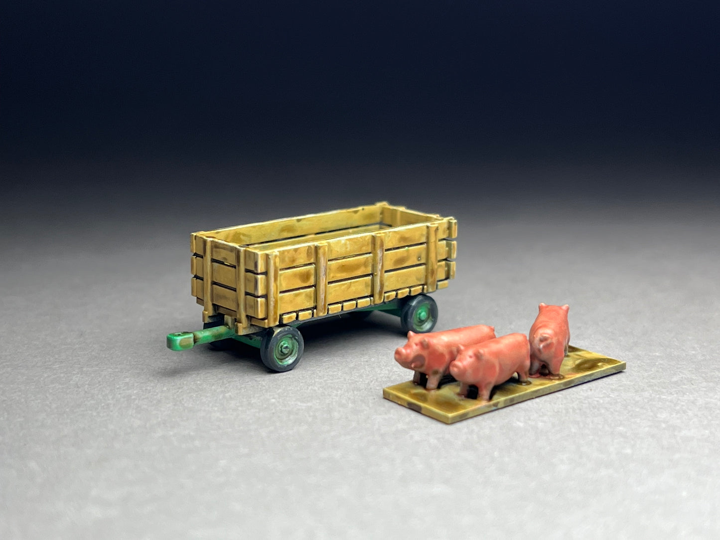 UNPAINTED N Scale (1:160 or 12mm) A antique tractor Female driver w utility wagon and hogs - NOT A TOY