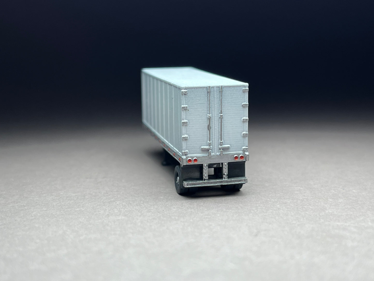 UNPAINTED N Scale (1:160 or 12mm) LTL "Less Than Load" 28 foot city box trailer - NOT A TOY
