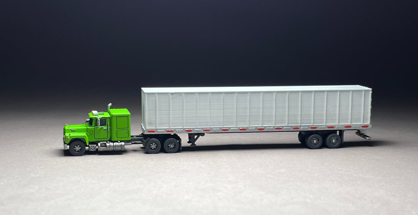 UNPAINTED N Scale (1:160 or 12mm) One (1) 53 foot RoadMax Box Trailer with deployed/transit landing gear - NOT A TOY