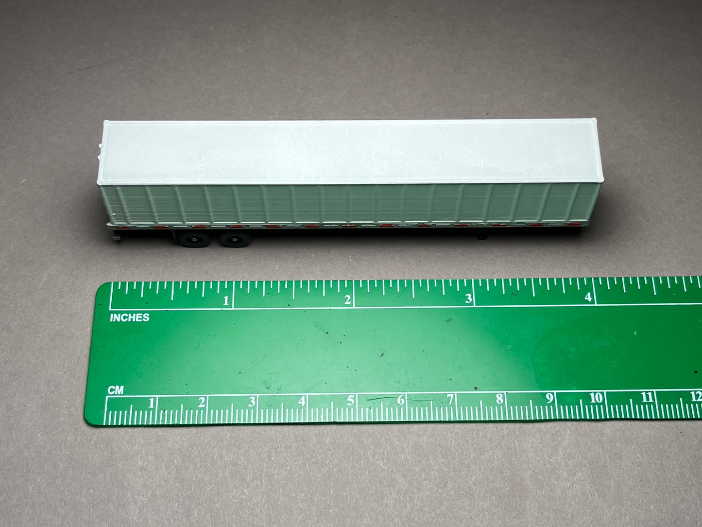 UNPAINTED N Scale (1:160 or 12mm) One (1) 53 foot RoadMax Box Trailer with deployed/transit landing gear - NOT A TOY