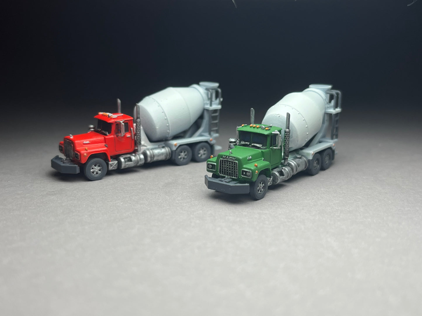 UNPAINTED N Scale (1:160 or 12mm)  Coincrete Mixer Bulldog R Series - NOT A TOY