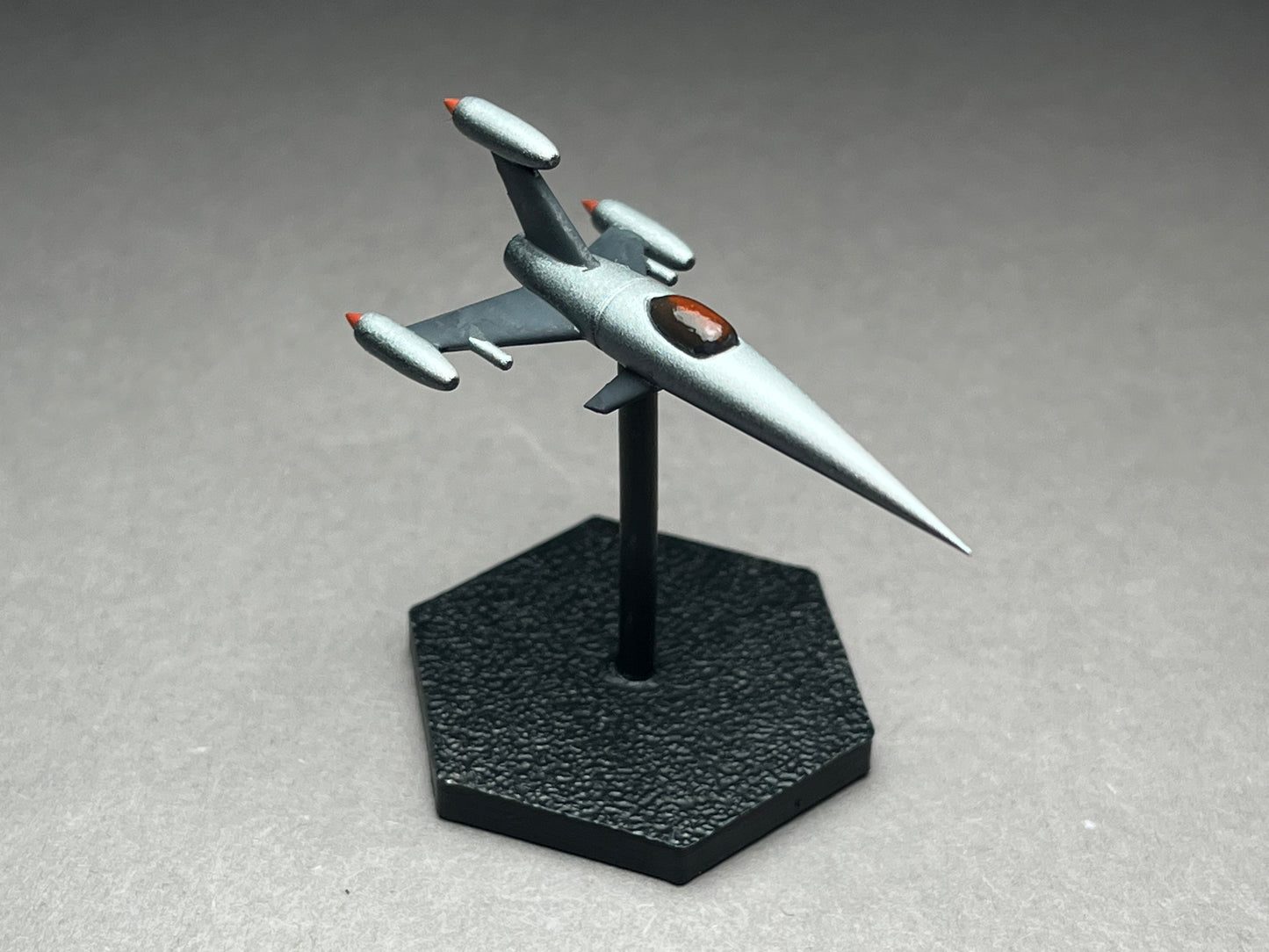 6-8mm scale - Retro Rocket v2, 40mm length, UNPAINTED, This is NOT a toy!