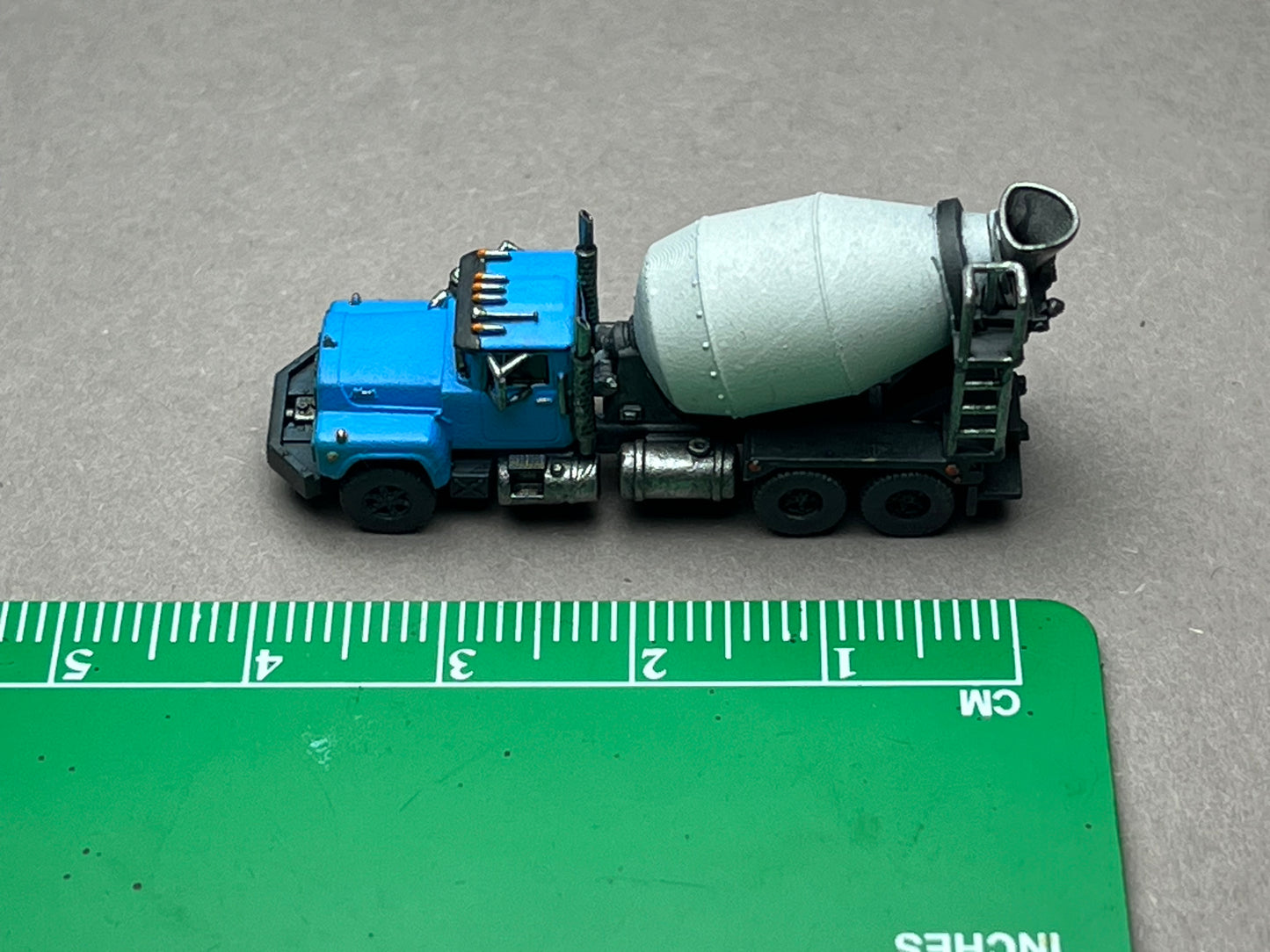 Z Scale (1:220) UNPAINTED One (1) American Bulldog Cement Mixer - NOT a toy!