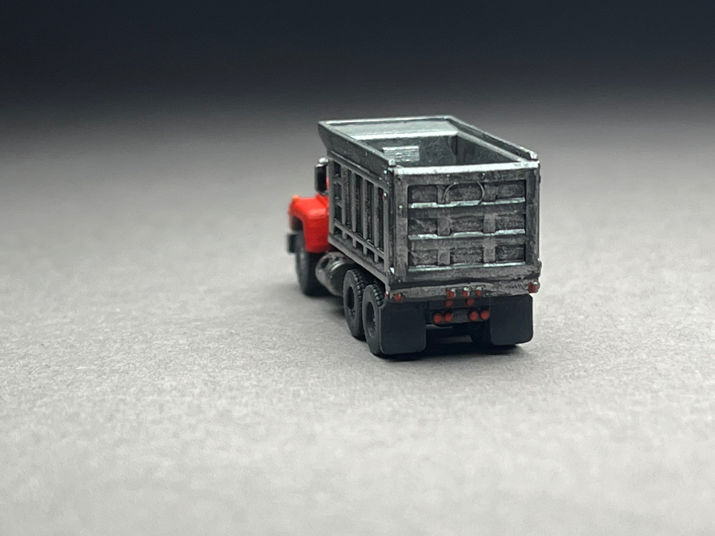 Z Scale (1:220) UNPAINTED One (1) American Bulldog Dump Truck TWIN axle - NOT a toy!