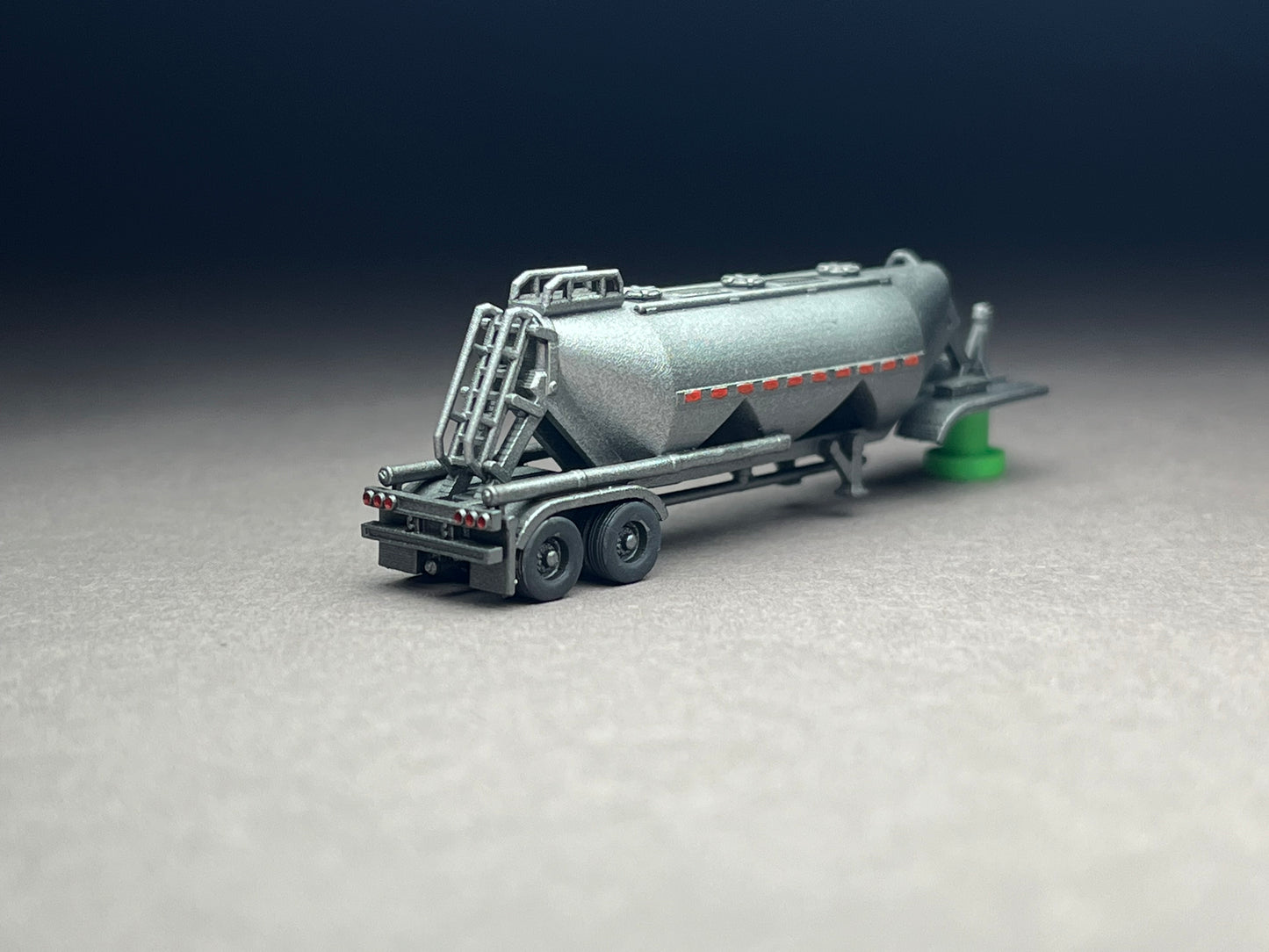 Z Scale (1:220) UNPAINTED One (1) Pneumatic Trailer - NOT a toy!