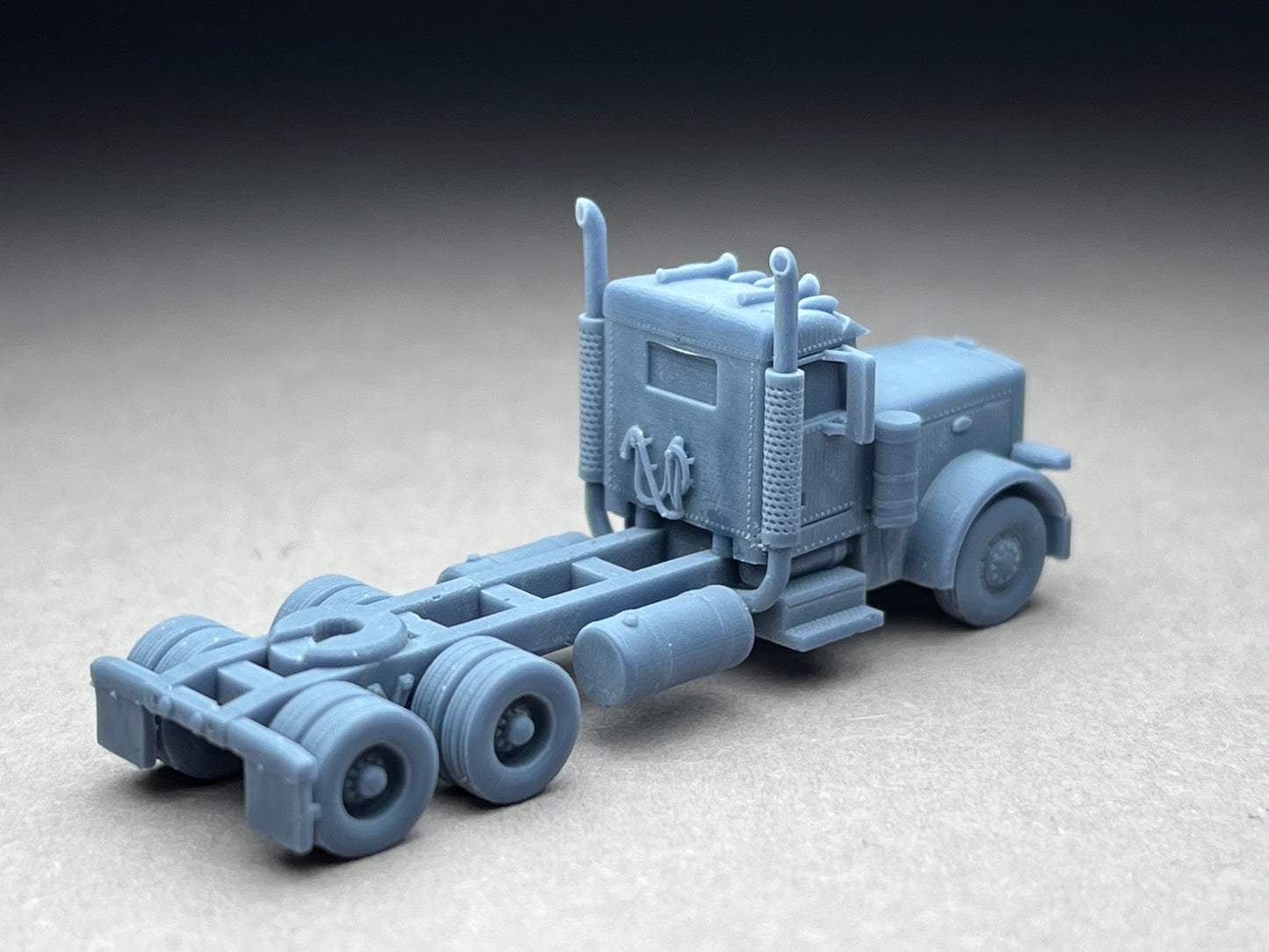 UNPAINTED N Scale (1:160 or 12mm) p379, Long nose, Daycab, Wheelbase 220, factory stacks - NOT a toy!