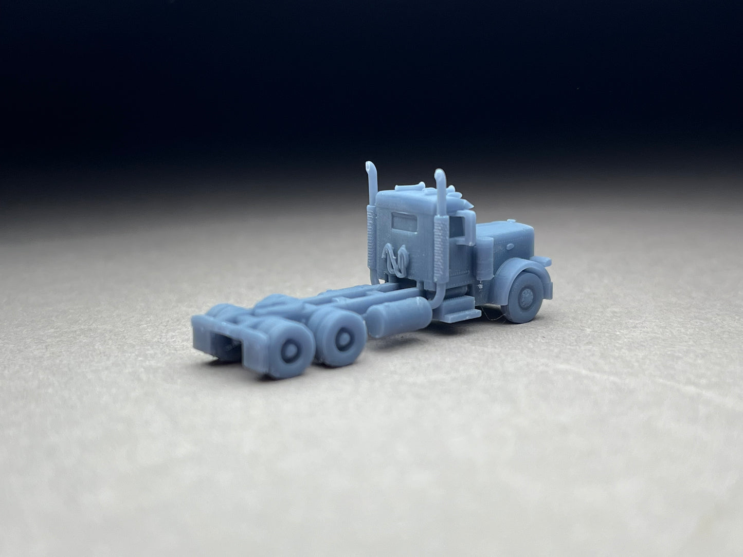 Z Scale (1:220) UNPAINTED p379, Long nose, Flattop sleeper, 265 wheelbase, straight stacks - NOT a toy! (Copy)