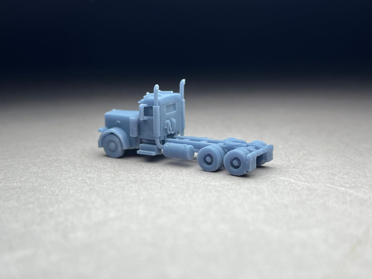 Z Scale (1:220) UNPAINTED p379, Long nose, Flattop sleeper, 265 wheelbase, straight stacks - NOT a toy! (Copy)
