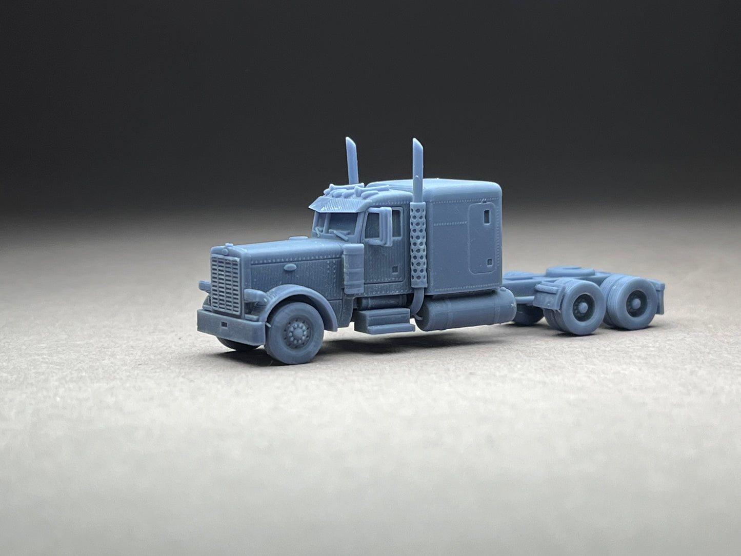 UNPAINTED N Scale (1:160 or 12mm) p379, Long nose, Flattop sleeper , 265 wheelbase, straight stacks - NOT a toy!