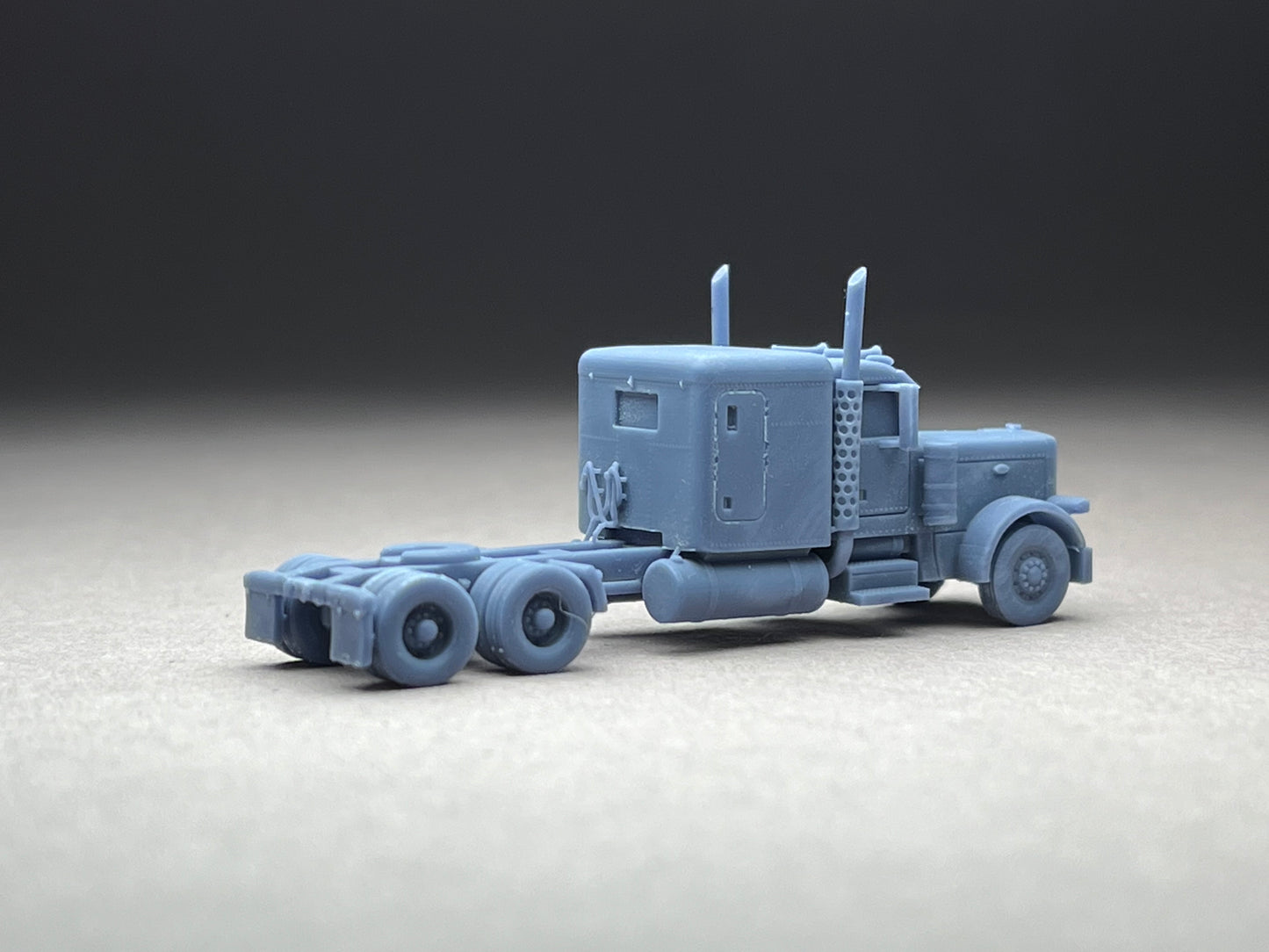 UNPAINTED N Scale (1:160 or 12mm) p379, Long nose, Flattop sleeper , 265 wheelbase, straight stacks - NOT a toy!