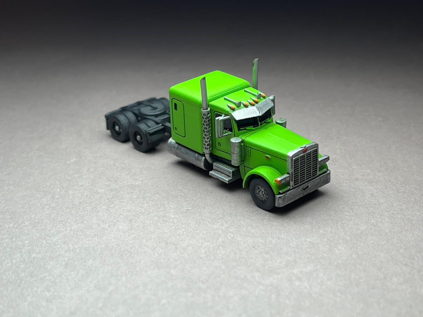 UNPAINTED N Scale (1:160 or 12mm) p379, Long nose, Flattop sleeper , 265 wheelbase, straight stacks - NOT a toy!