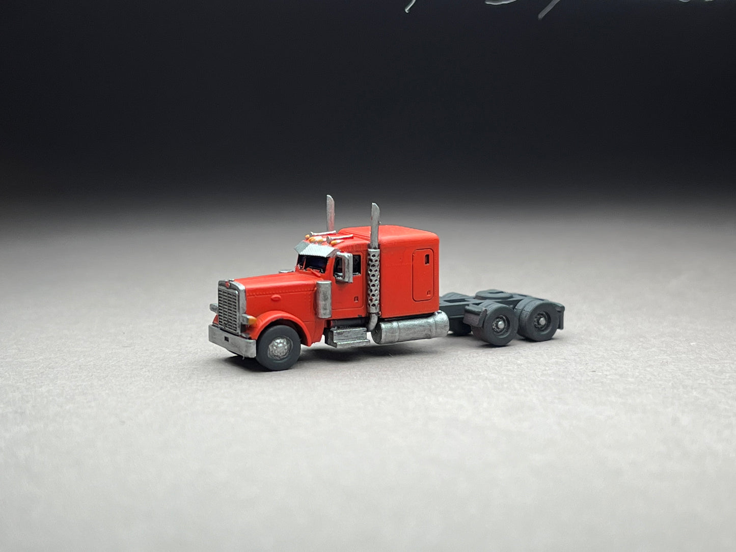 Z Scale (1:220) UNPAINTED p379, Long nose, Flattop sleeper, 265 wheelbase, straight stacks - NOT a toy!