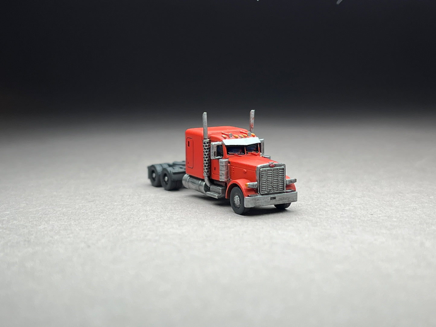 Z Scale (1:220) UNPAINTED p379, Long nose, Flattop sleeper, 265 wheelbase, straight stacks - NOT a toy!