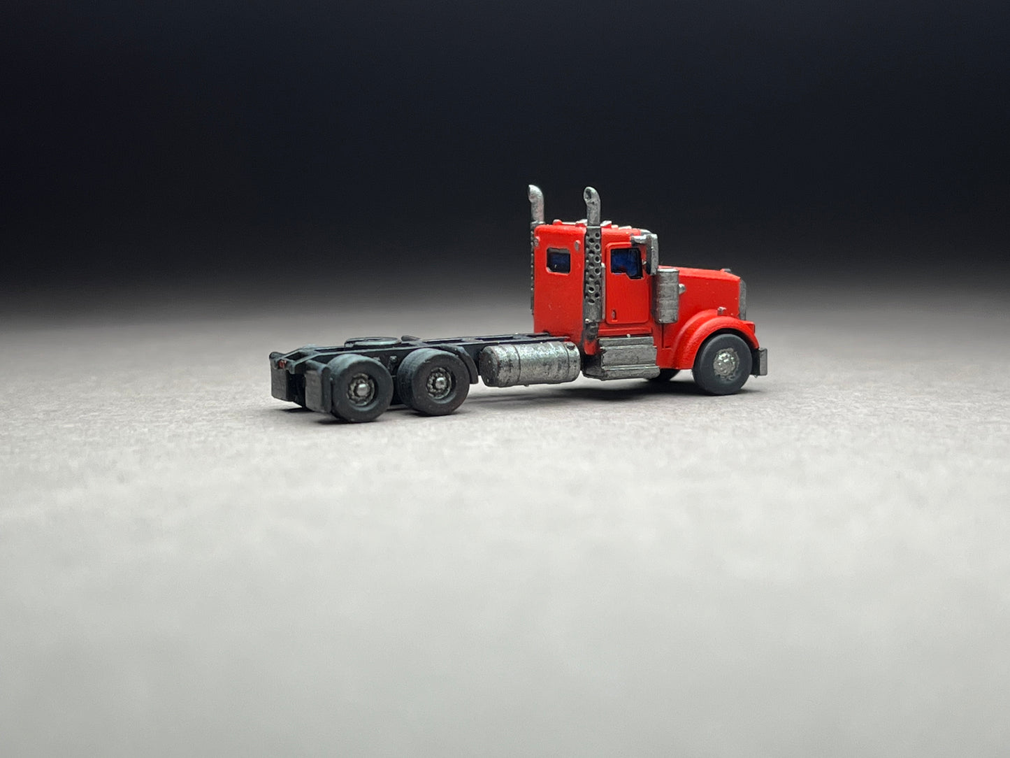 Z Scale (1:220) UNPAINTED One (1) American W900 Semi Truck - NOT a toy!