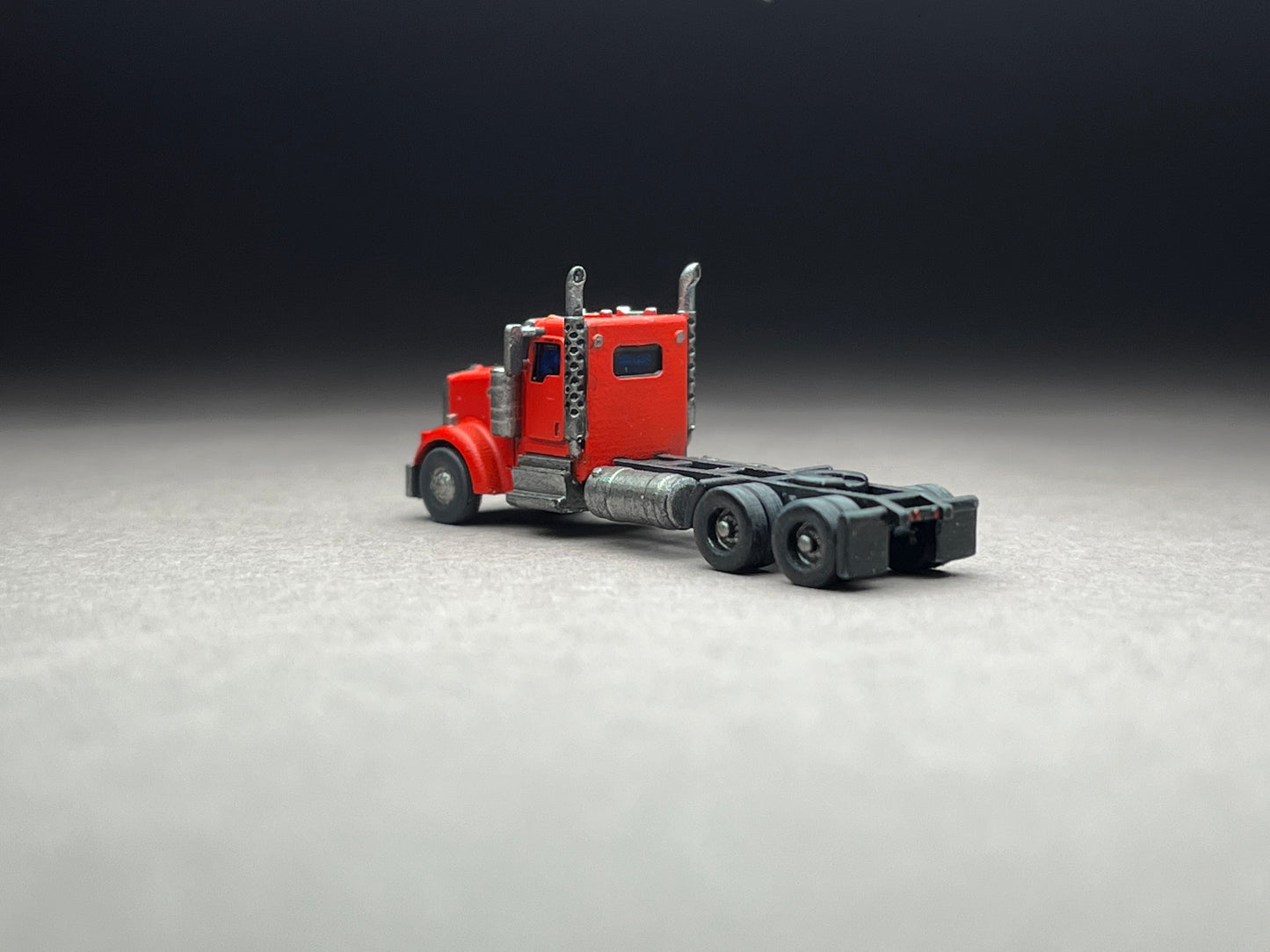 Z Scale (1:220) UNPAINTED One (1) American W900 Semi Truck - NOT a toy!