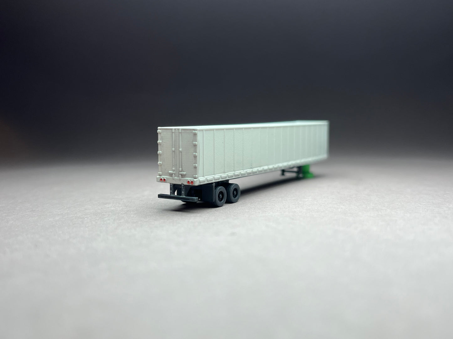 Z Scale (1:220) UNPAINTED One (1) Box Semi Trailer 53' RoadMAX (truck sold separately) - NOT a toy!