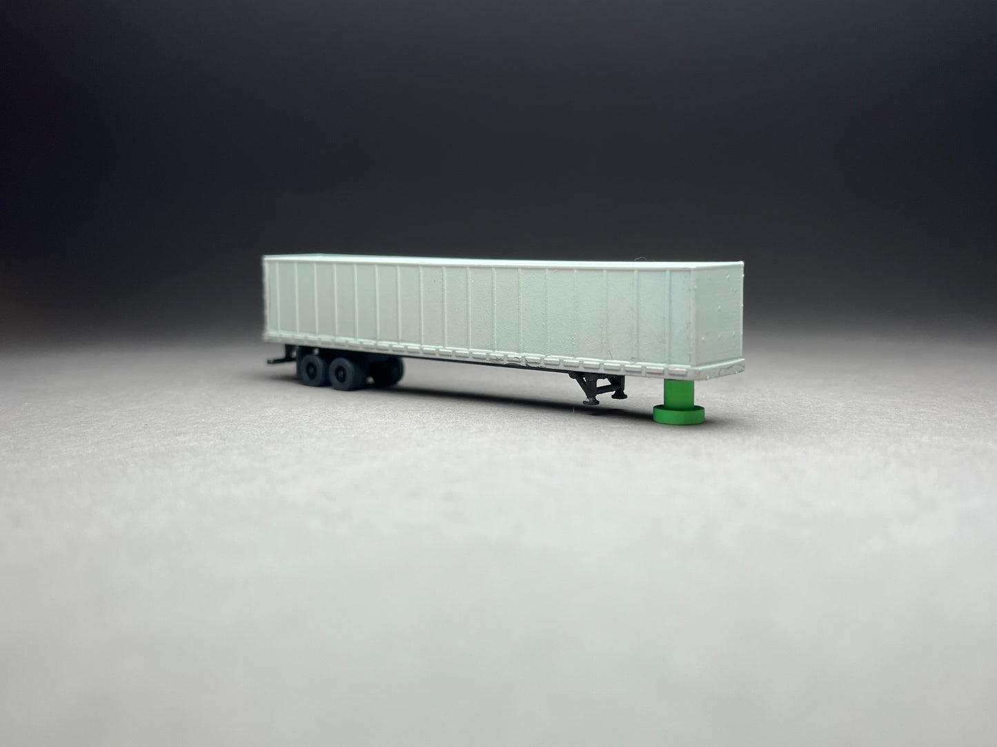 Z Scale (1:220) UNPAINTED One (1) Box Semi Trailer 53' RoadMAX (truck sold separately) - NOT a toy!