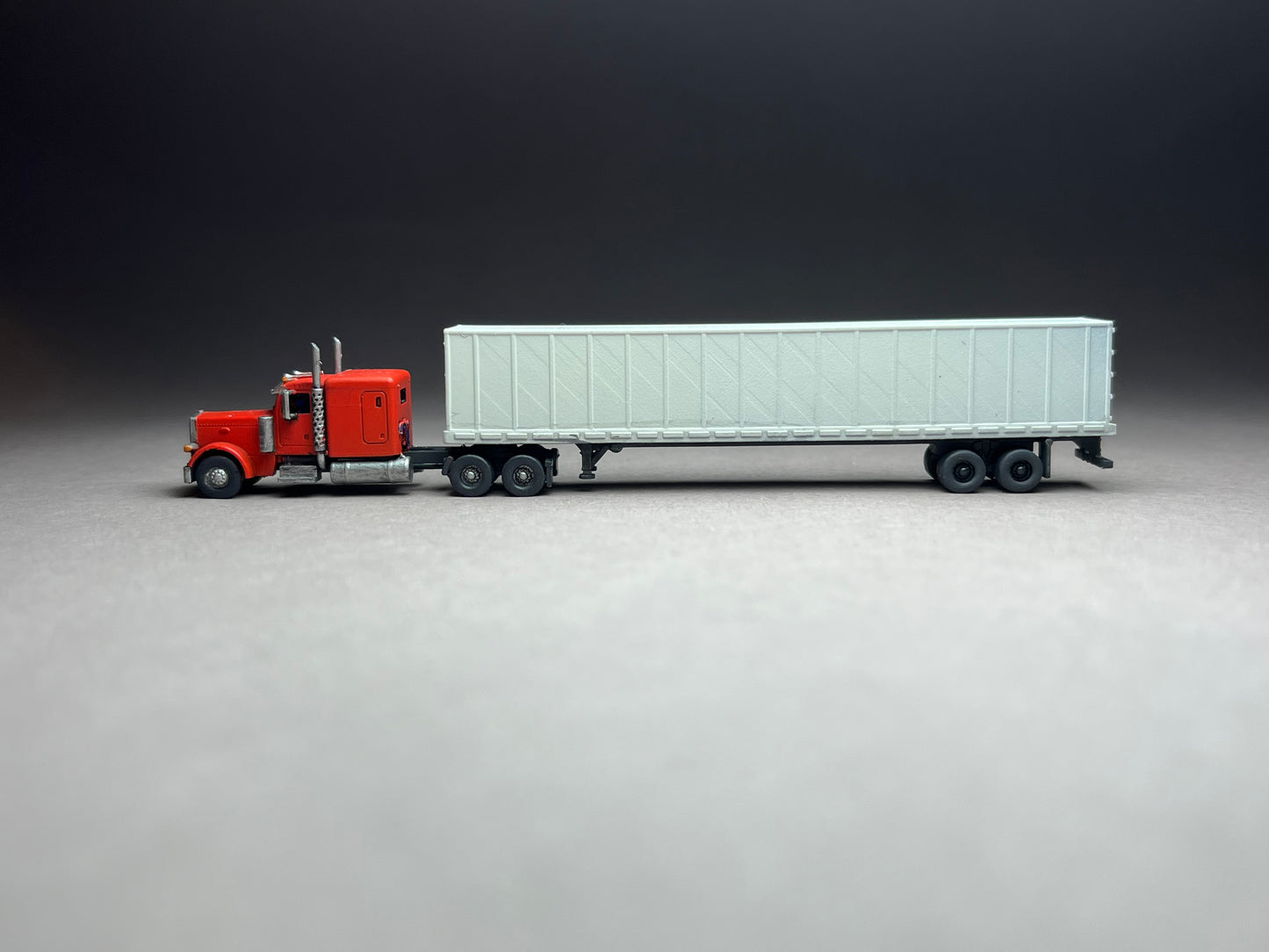 Z Scale (1:220) UNPAINTED One (1) Box Semi Trailer 53' RoadMAX (truck sold separately) - NOT a toy!