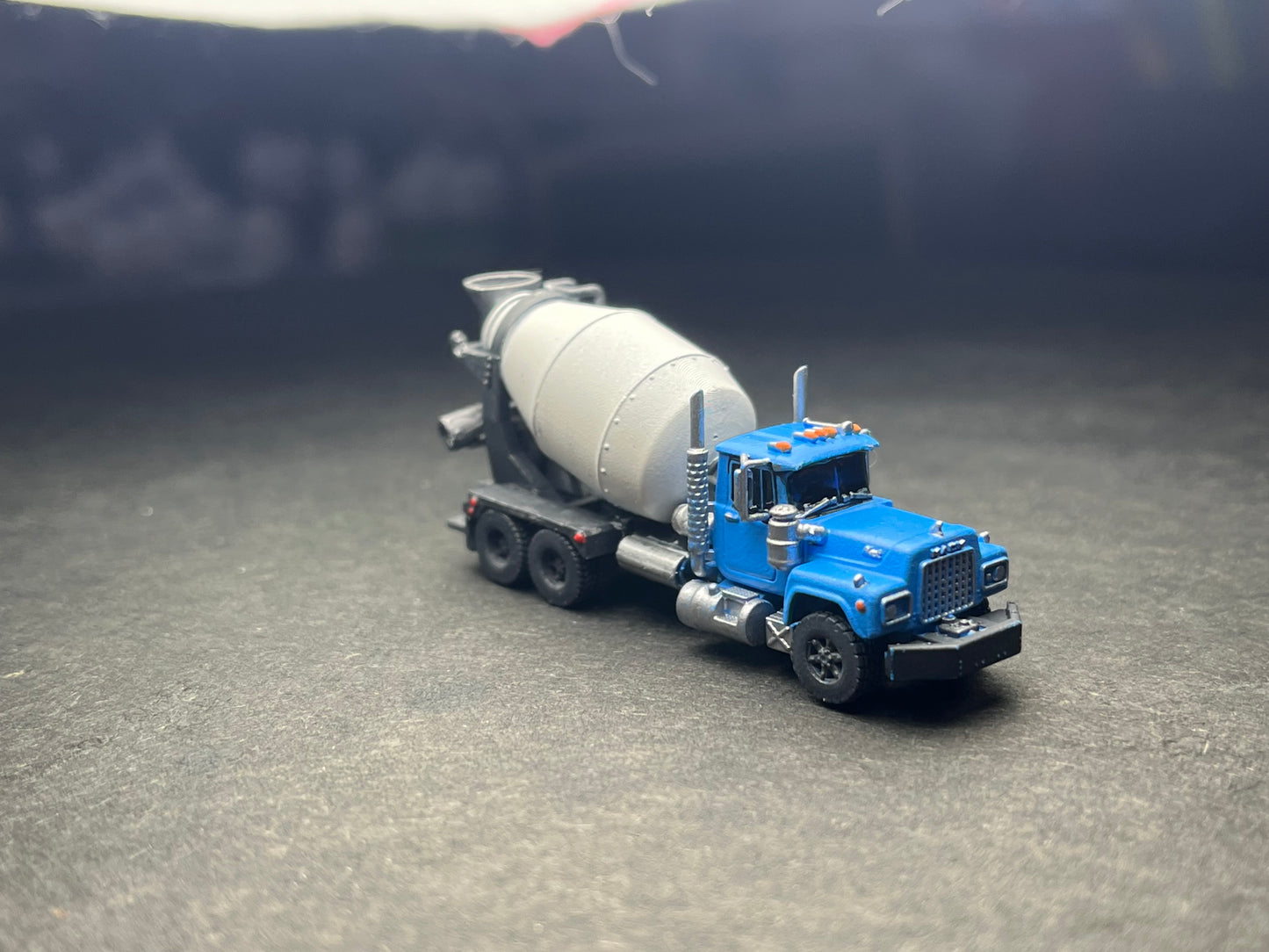 PAINTED N Scale (1:160) Cemet Mixer BLUE (only one available)