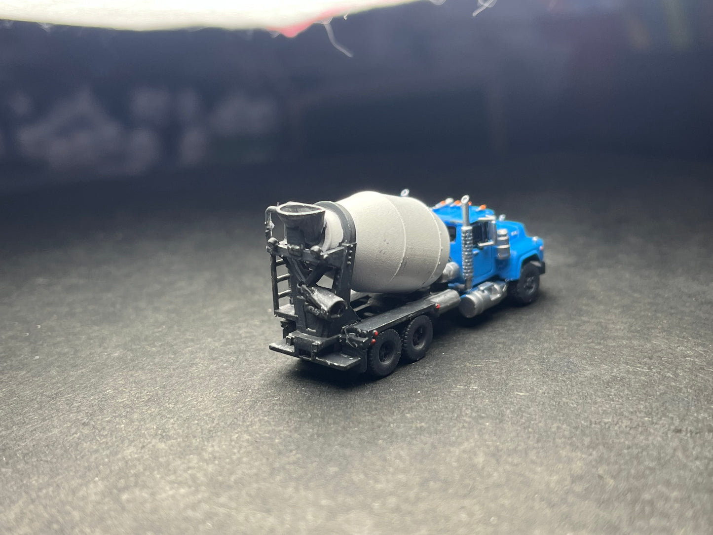 PAINTED N Scale (1:160) Cemet Mixer BLUE (only one available)