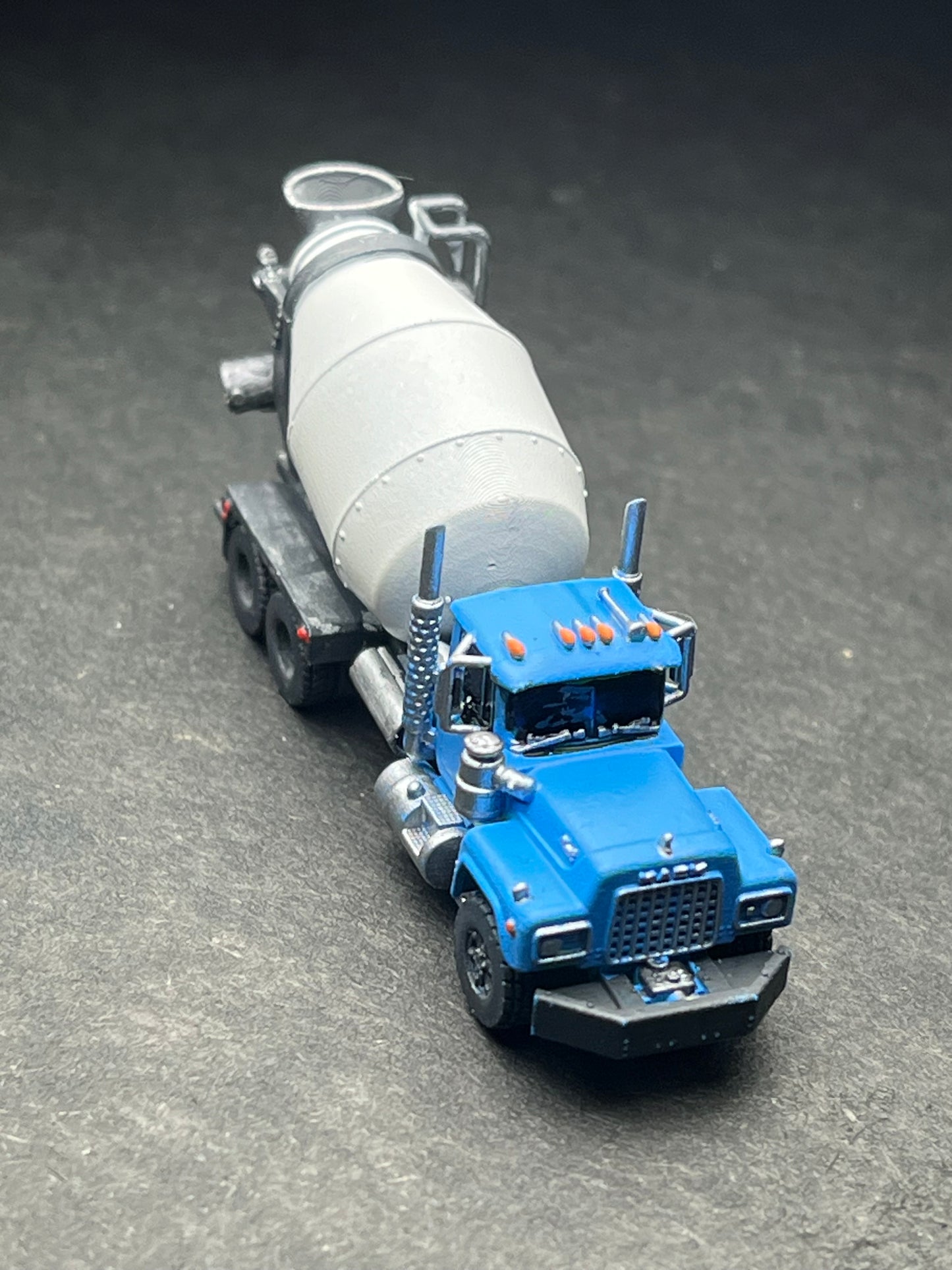 PAINTED N Scale (1:160) Cemet Mixer BLUE (only one available)