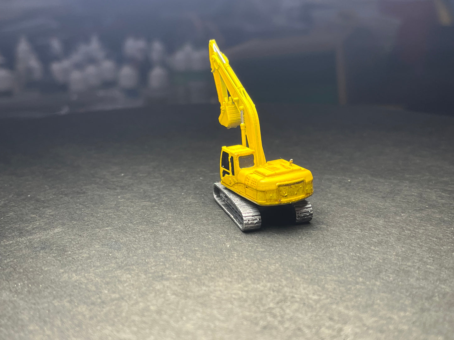 PAINTED N Scale (1:160) Excavator - Folded Arm
