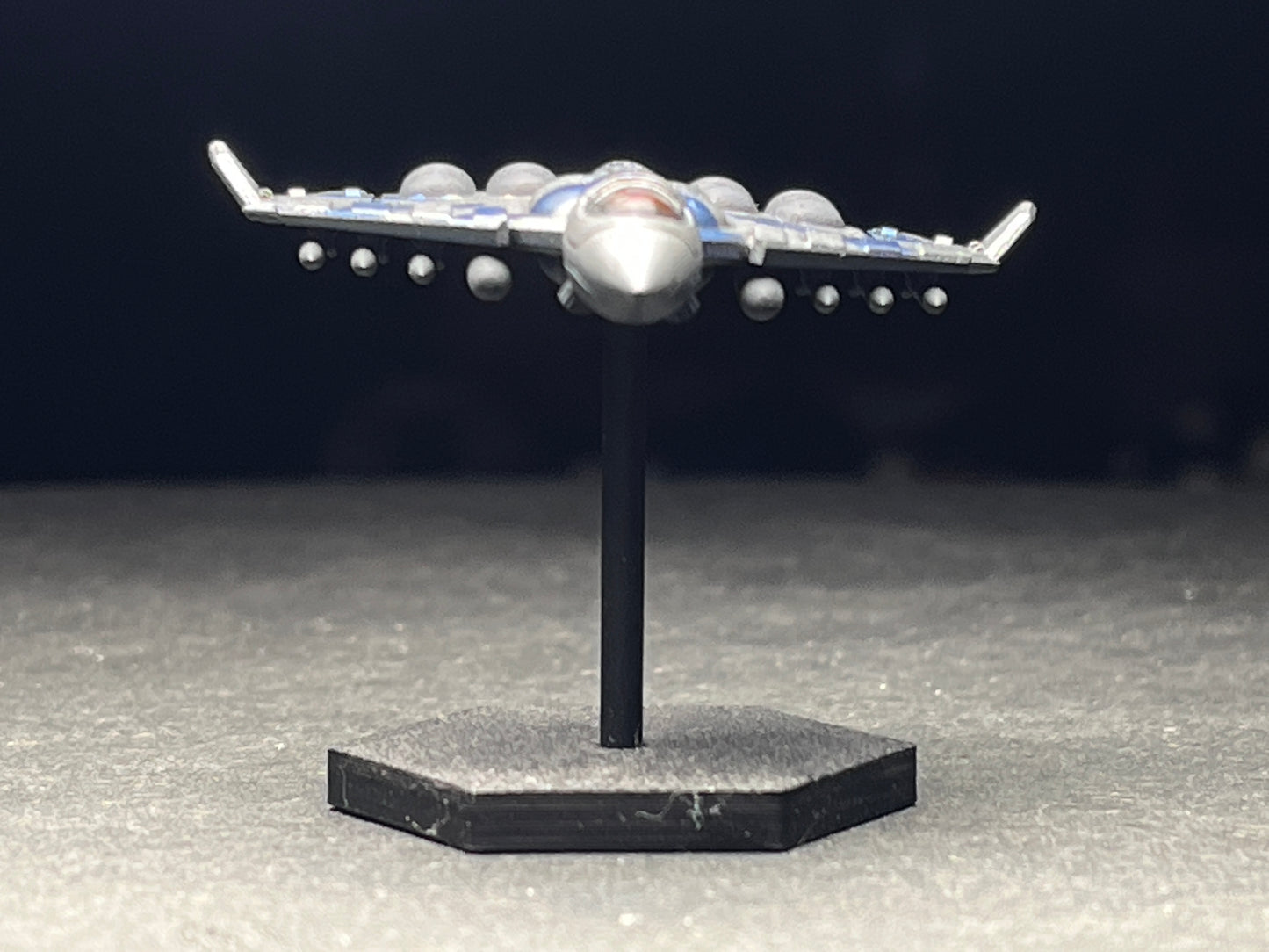 6-8mm scale - Tengu Medium VTOL Interceptor. Base and stand included!- UNPAINTED, NOT a toy!