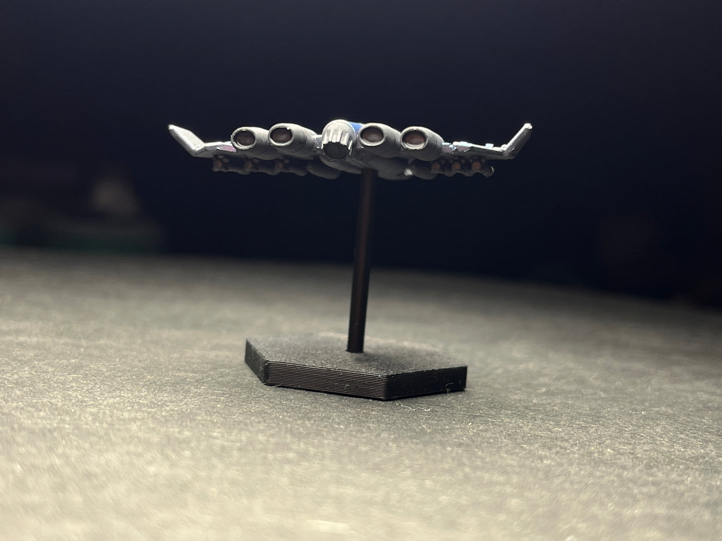 6-8mm scale - Tengu Medium VTOL Interceptor. Base and stand included!- UNPAINTED, NOT a toy!