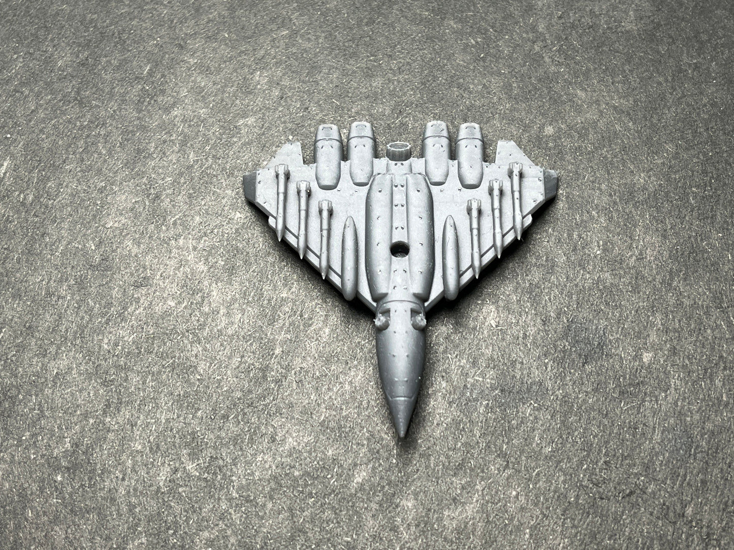 6-8mm scale - Tengu Medium VTOL Interceptor. Base and stand included!- UNPAINTED, NOT a toy!