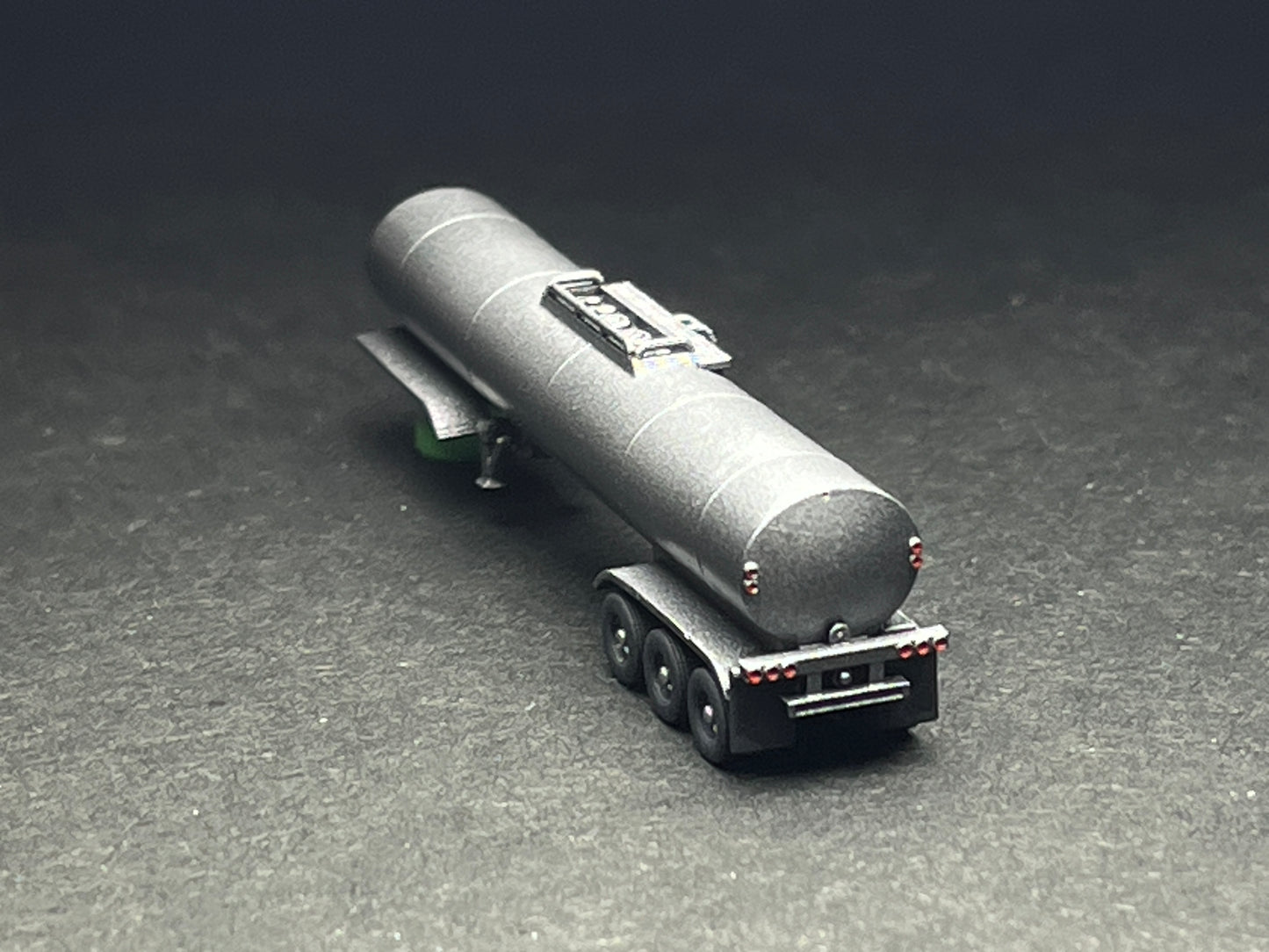 Z Scale (1:220) UNPAINTED One (1) 3A Sanitary Tanker Trailer - NOT a toy!