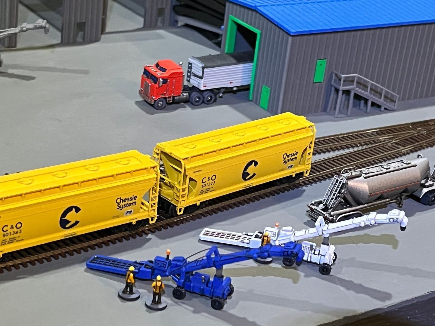 HO/N/Z Scale (pick your scale) UNPAINTED Transloader, NOT a toy