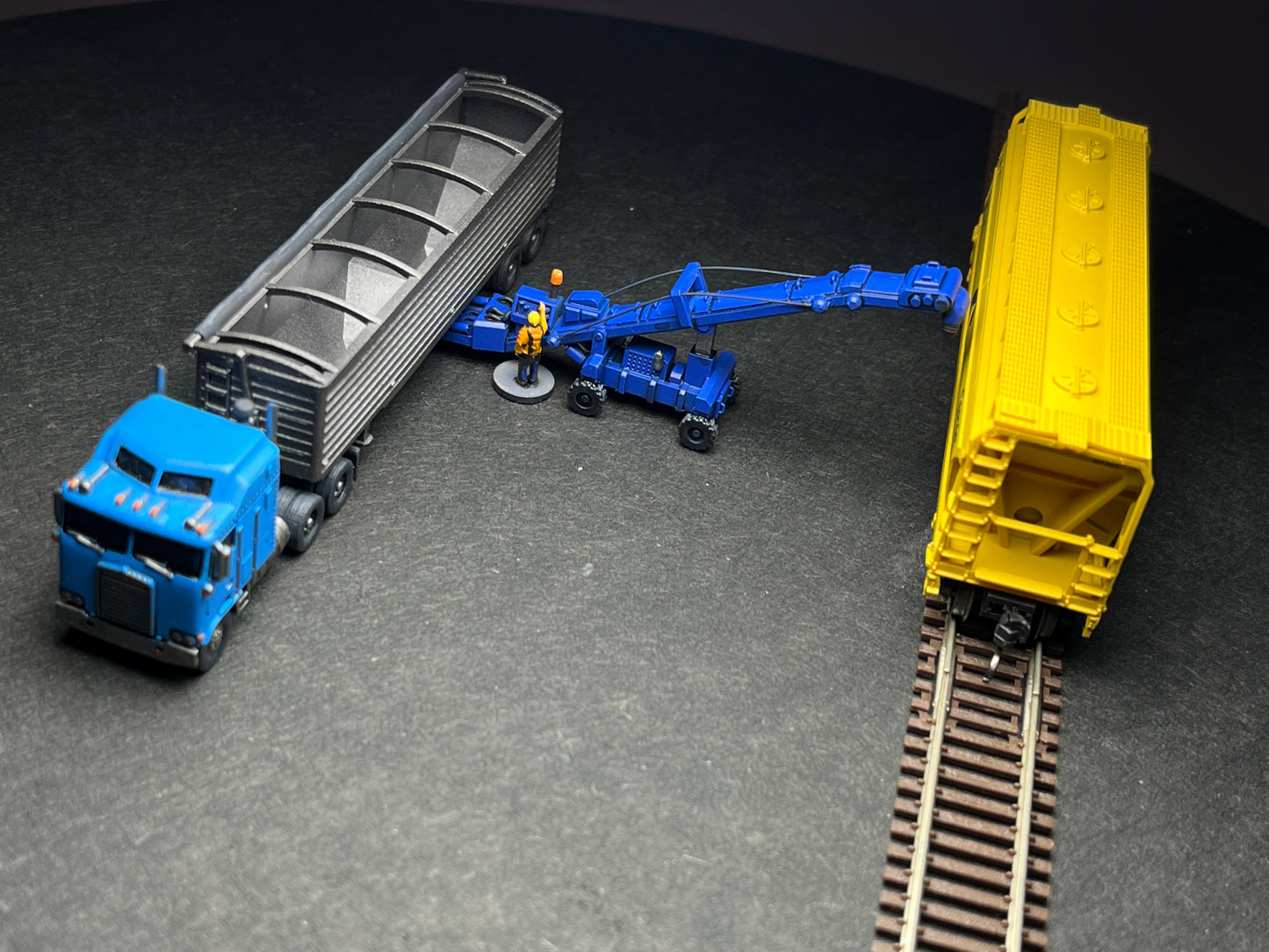 HO/N/Z Scale (pick your scale) UNPAINTED Transloader, NOT a toy