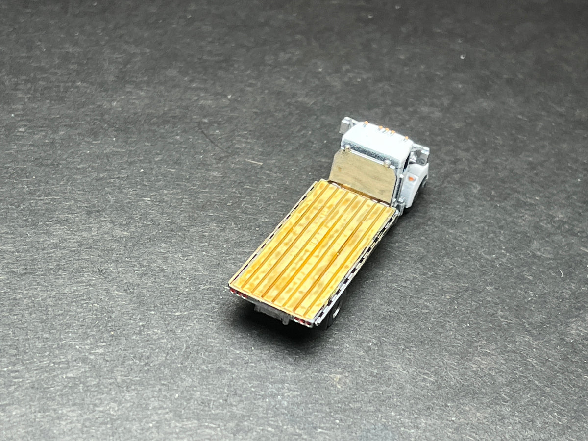 UNPAINTED N Scale (1:160 or 12mm) T300, Flatbed - NOT a toy!