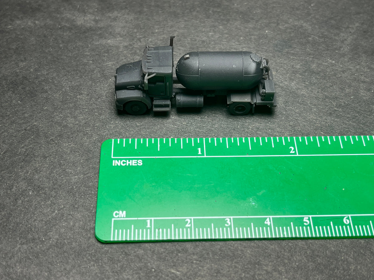 UNPAINTED N Scale (1:160 or 12mm) T300, Propane with 4 sets of decals - NOT a toy!