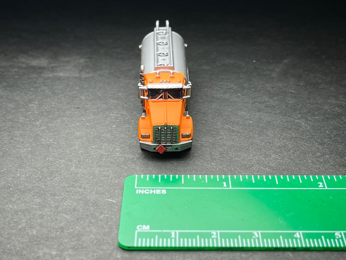 N Scale (1:160 or 12mm) UNPAINTED - T800 Tanker (quad compartment) - NOT a toy!